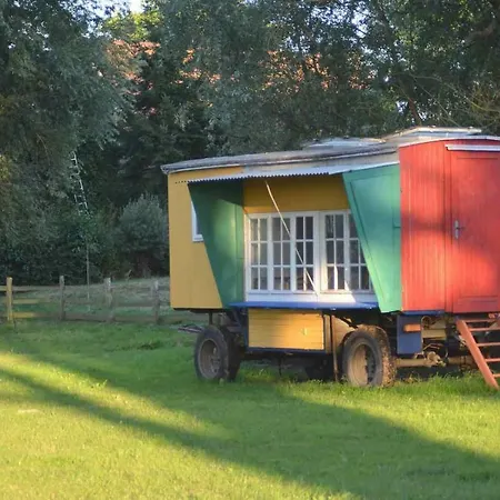Holiday home Kunstlerkate - Nostalgie-ferien Lenzen